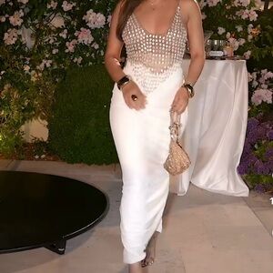 Elegant White Midi Pencil Skirt